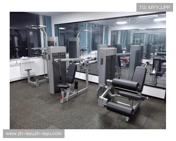 美国星驰健身器材图片及产品性能介绍 美国星驰健身器材图片及产品性能介绍